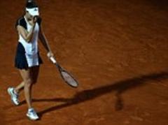 Laura Robson loses to Serena Williams in straight sets in Italian Open in Rome