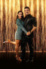 Aly Raisman Near-Perfect in DWTS Semifinal Performance