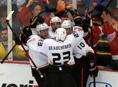 ducks' beauchemin played with torn acl